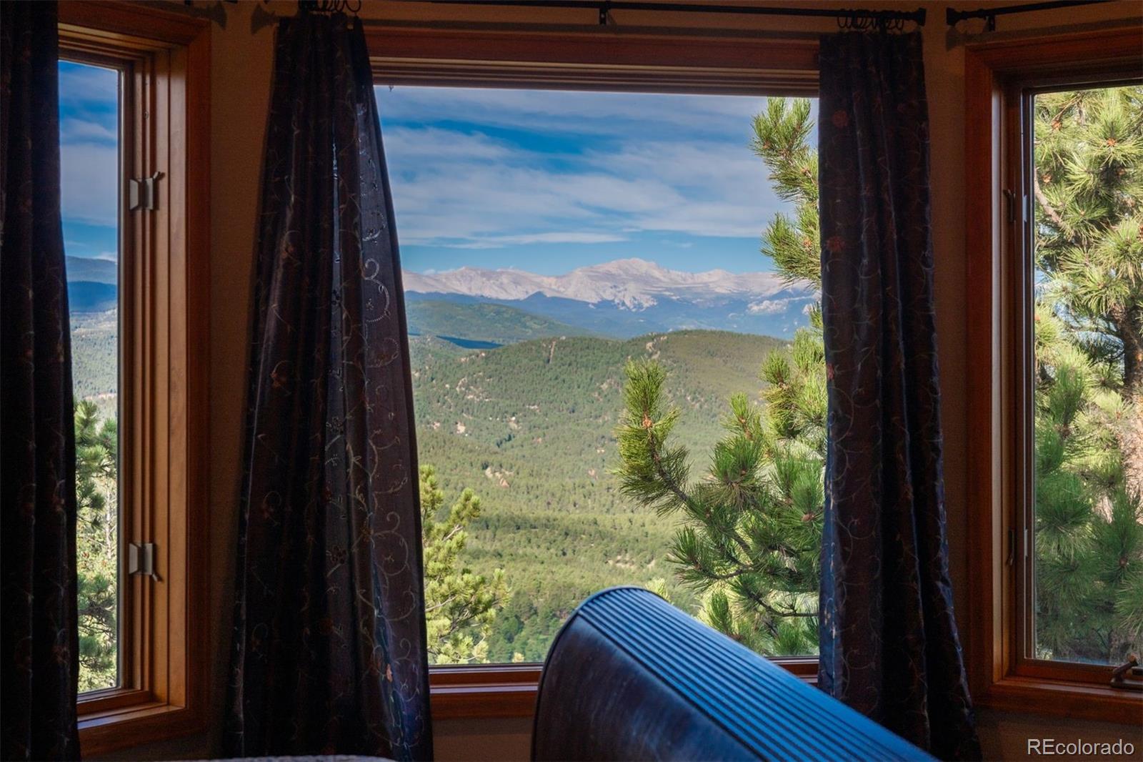 25806 Lost Cabin Trail