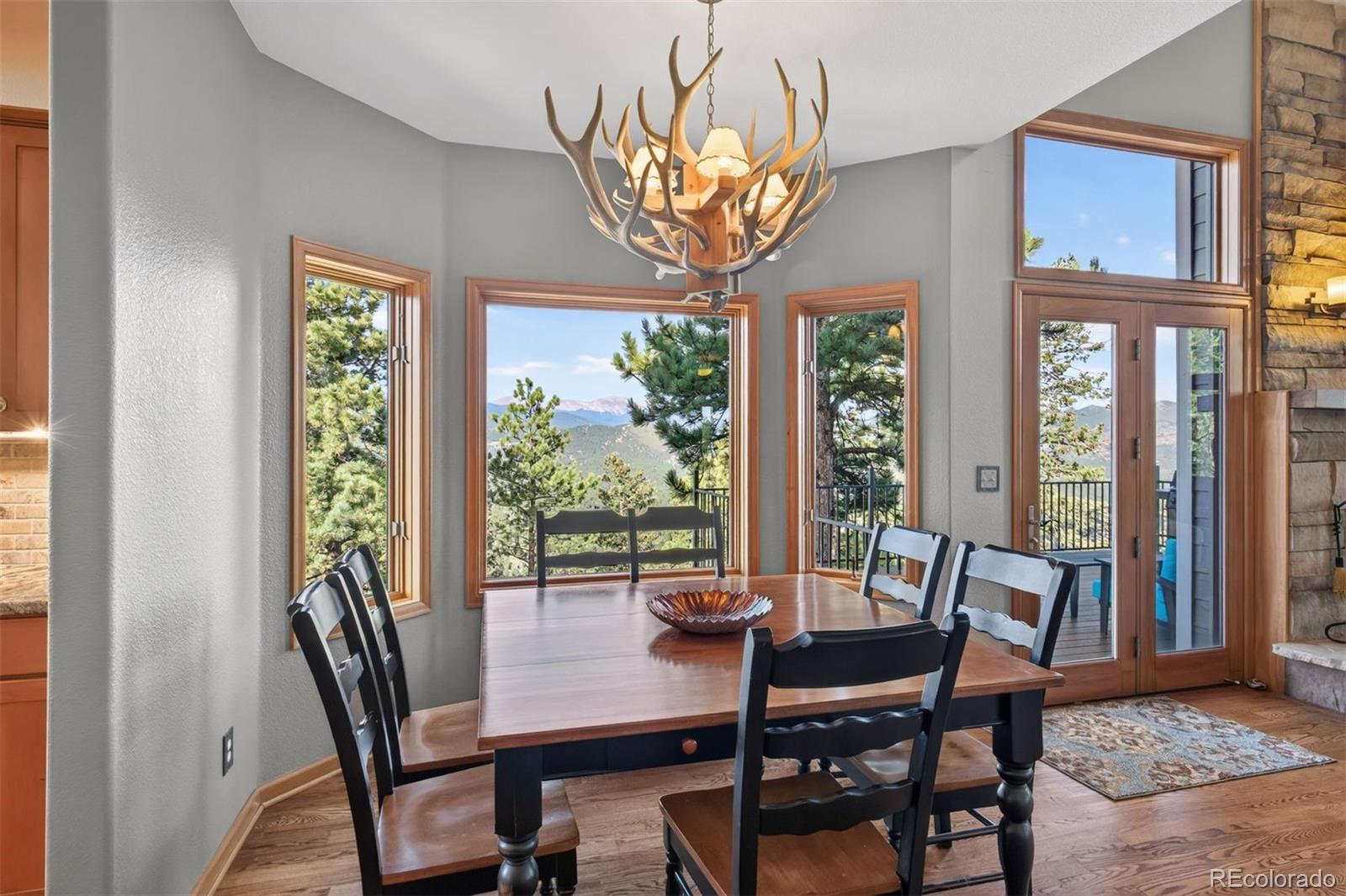 25806 Lost Cabin Trail