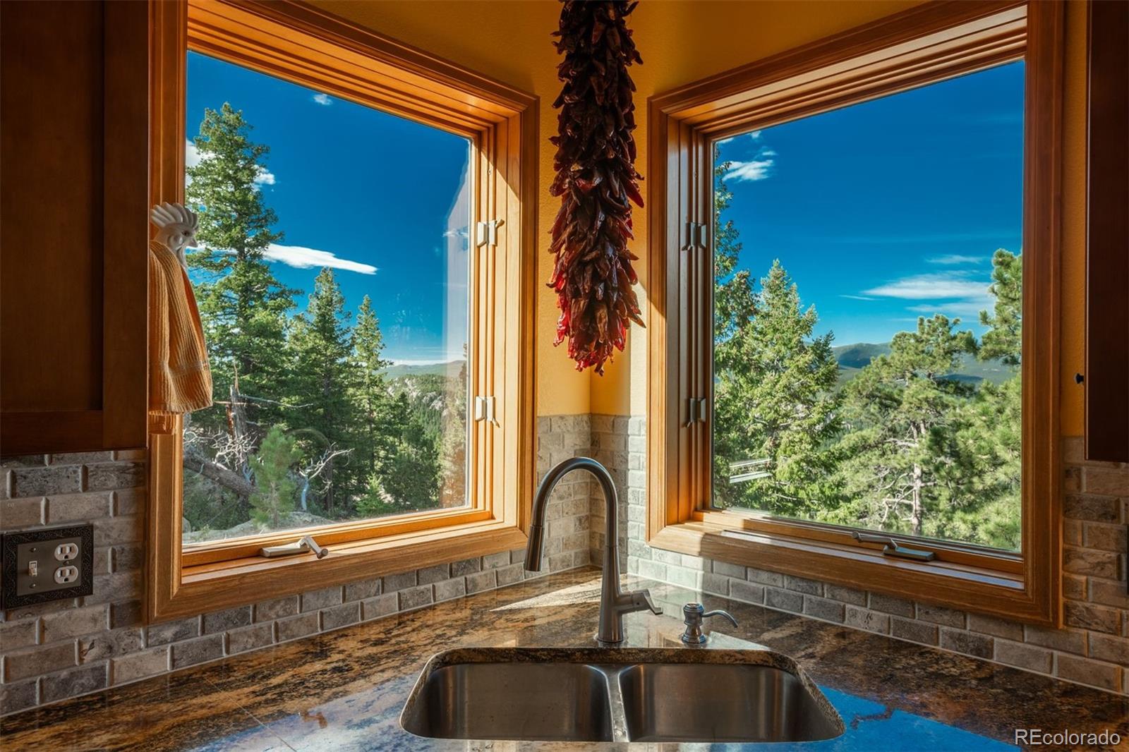25806 Lost Cabin Trail