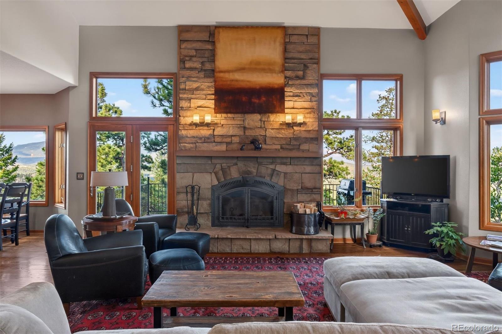 25806 Lost Cabin Trail