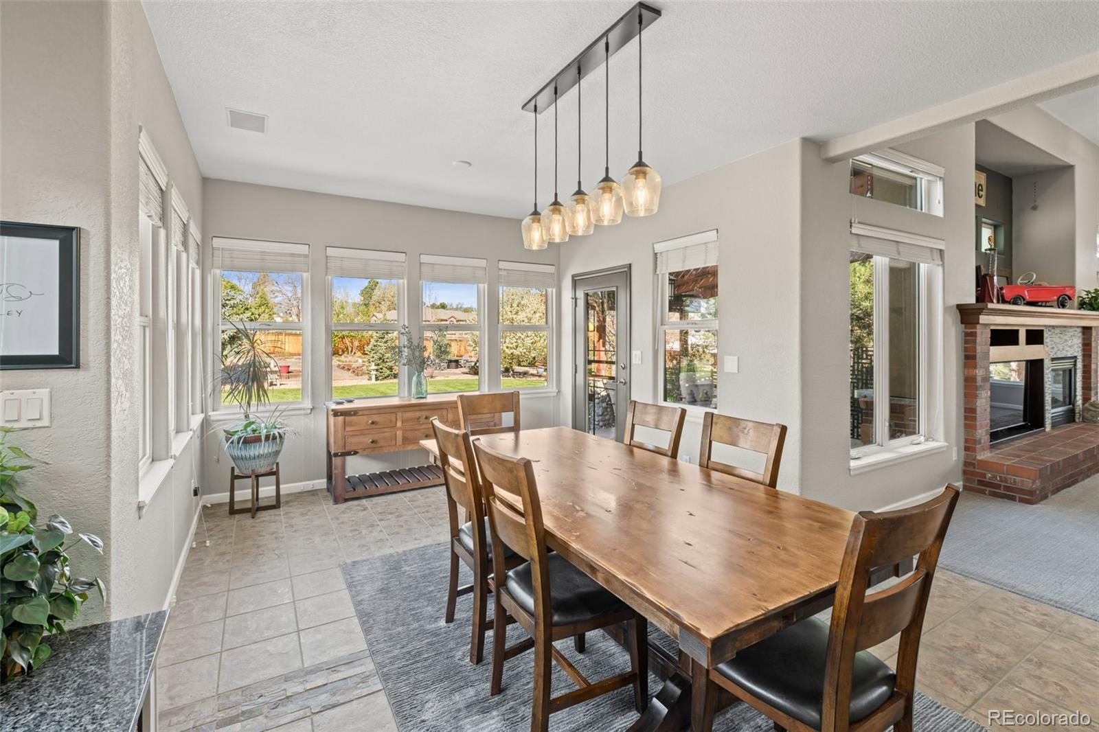 5925 Zinnia Court