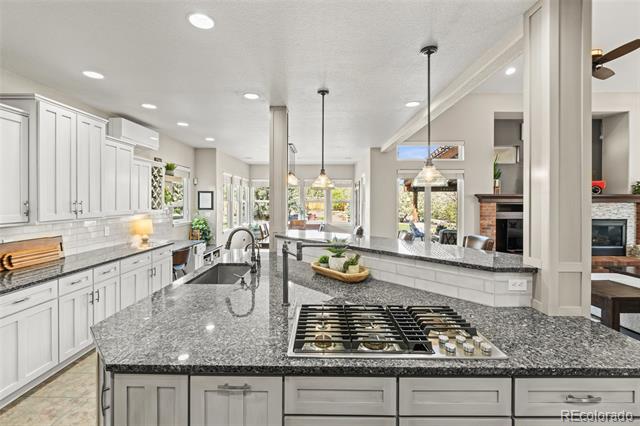 5925 Zinnia Court