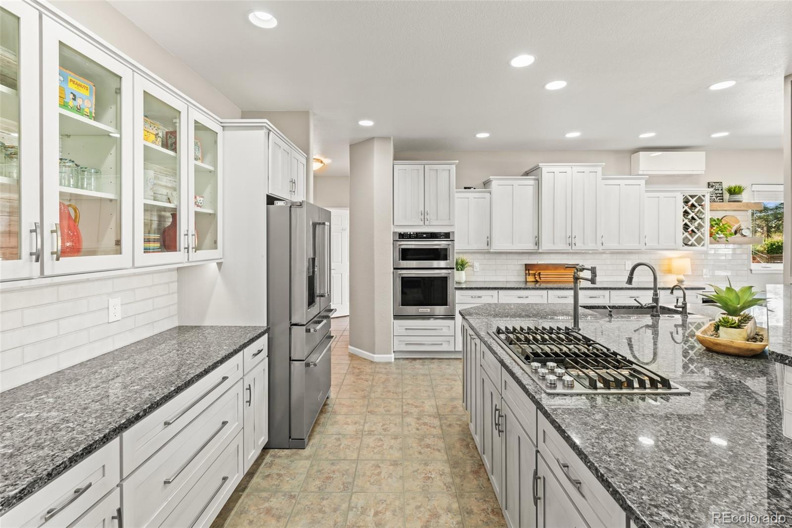 5925 Zinnia Court