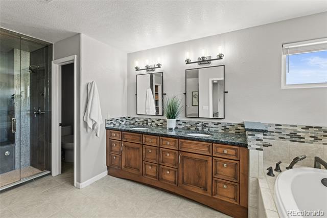 5925 Zinnia Court