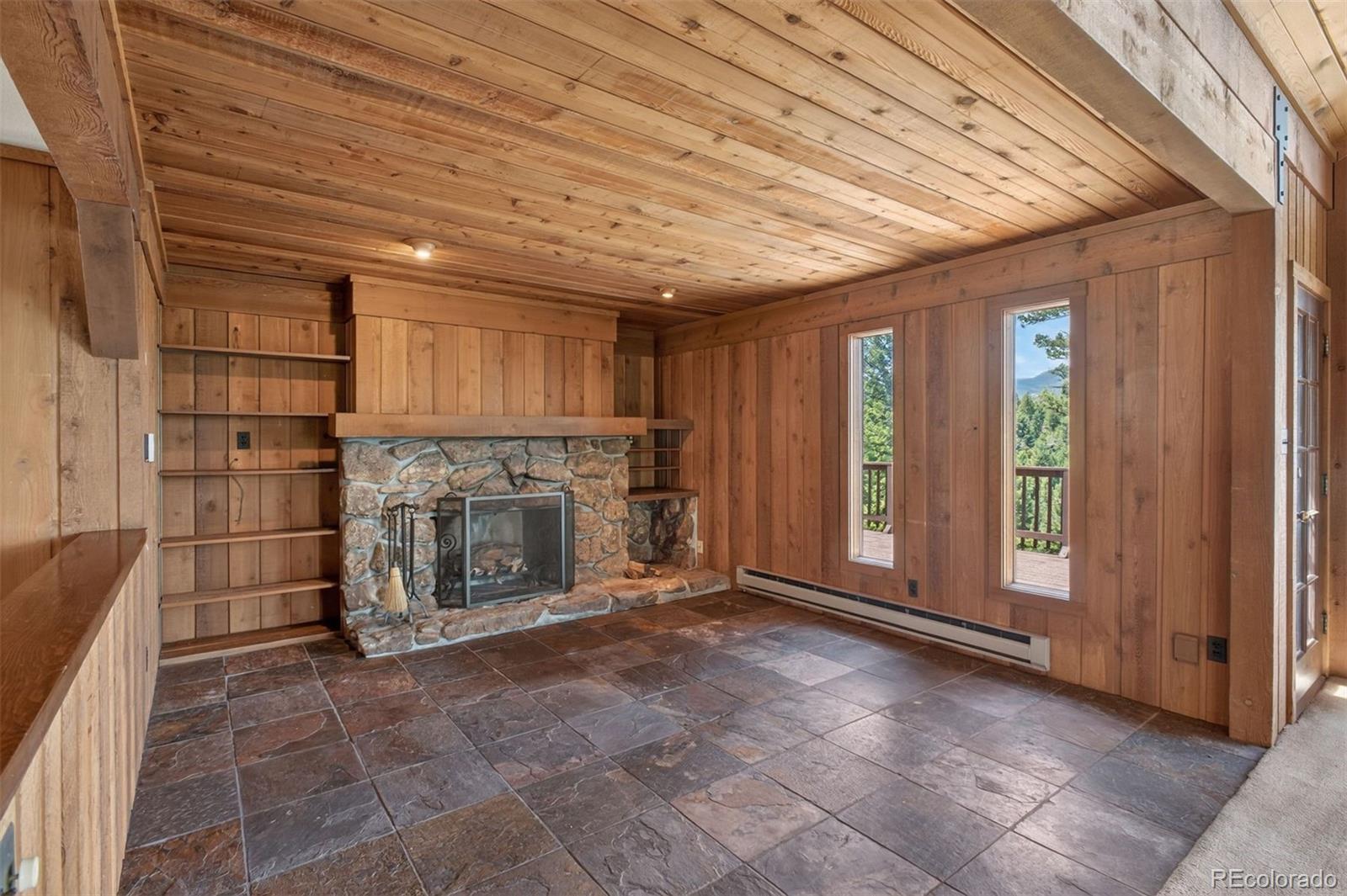 7637 Centaur Drive