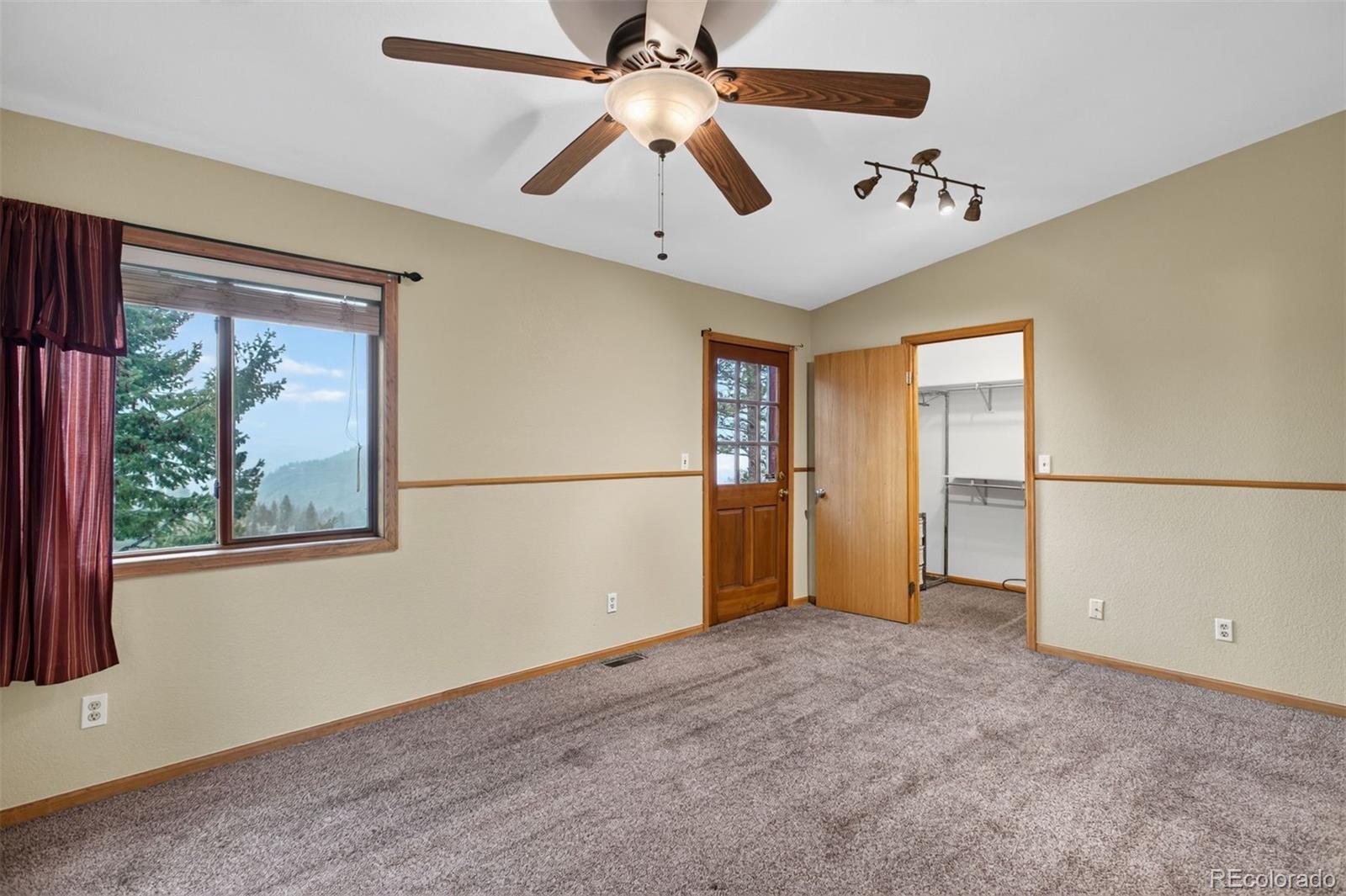 10176 Crest View Drive