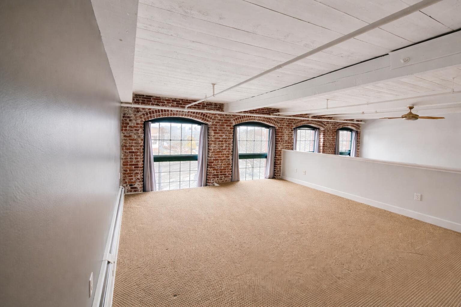 30 Lincoln Street 213