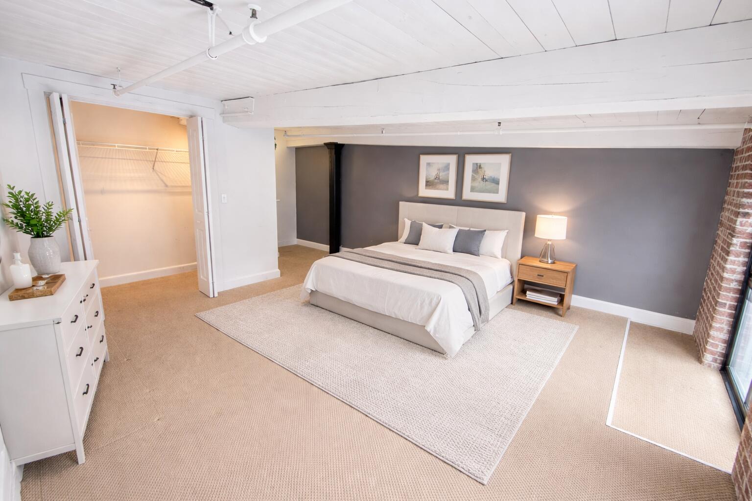 30 Lincoln Street 213