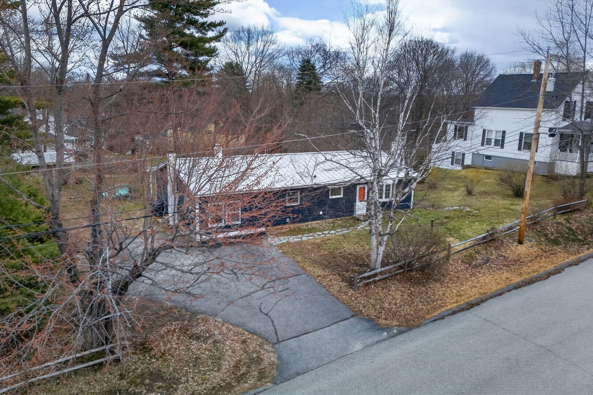 24 Summit Street