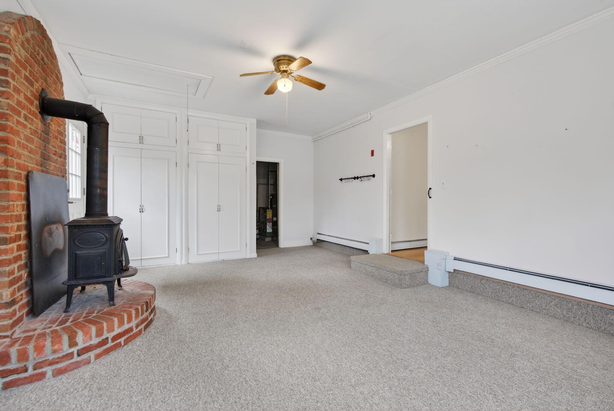 24 Summit Street