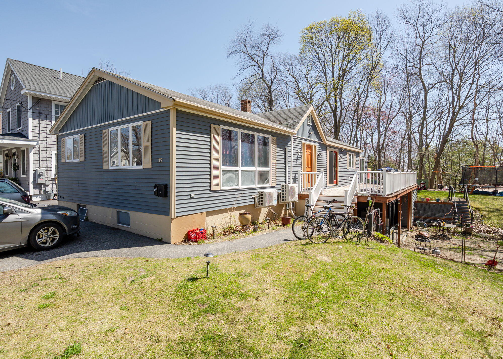 35 Fort Hill Avenue