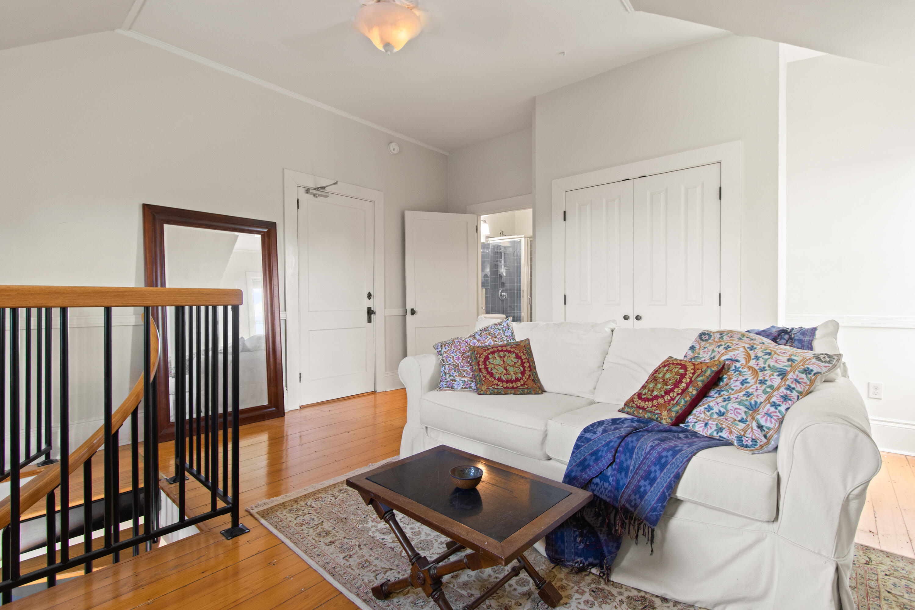 161 Pine Street 4