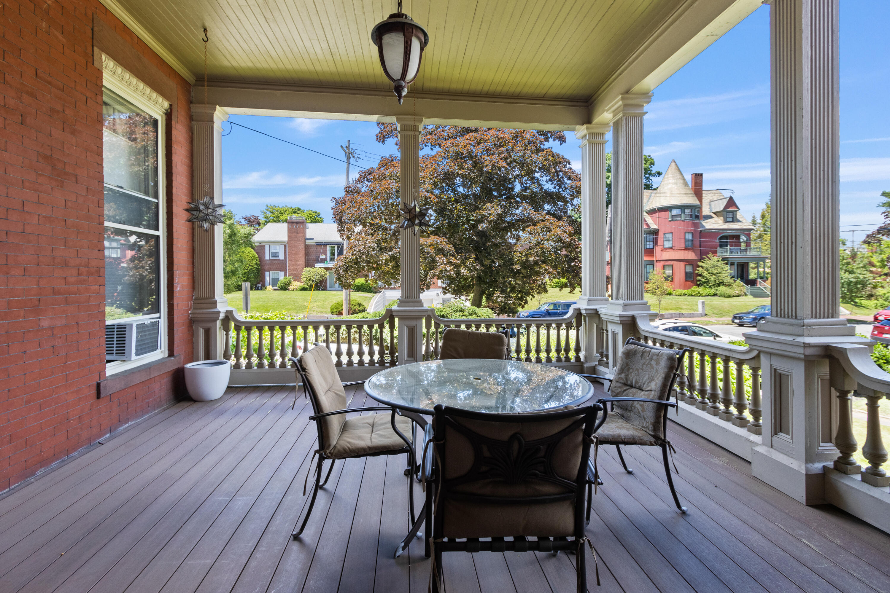 161 Pine Street 4