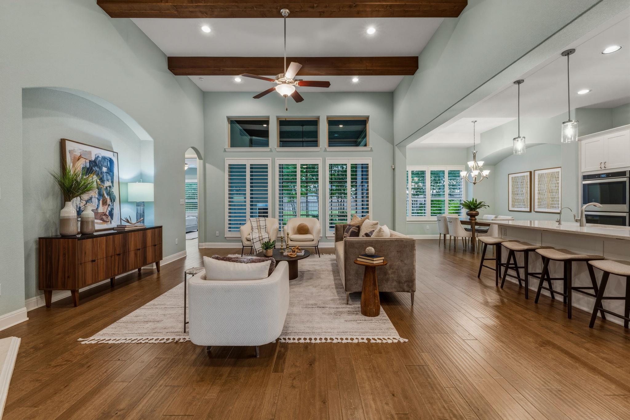 220 Mendocino LN