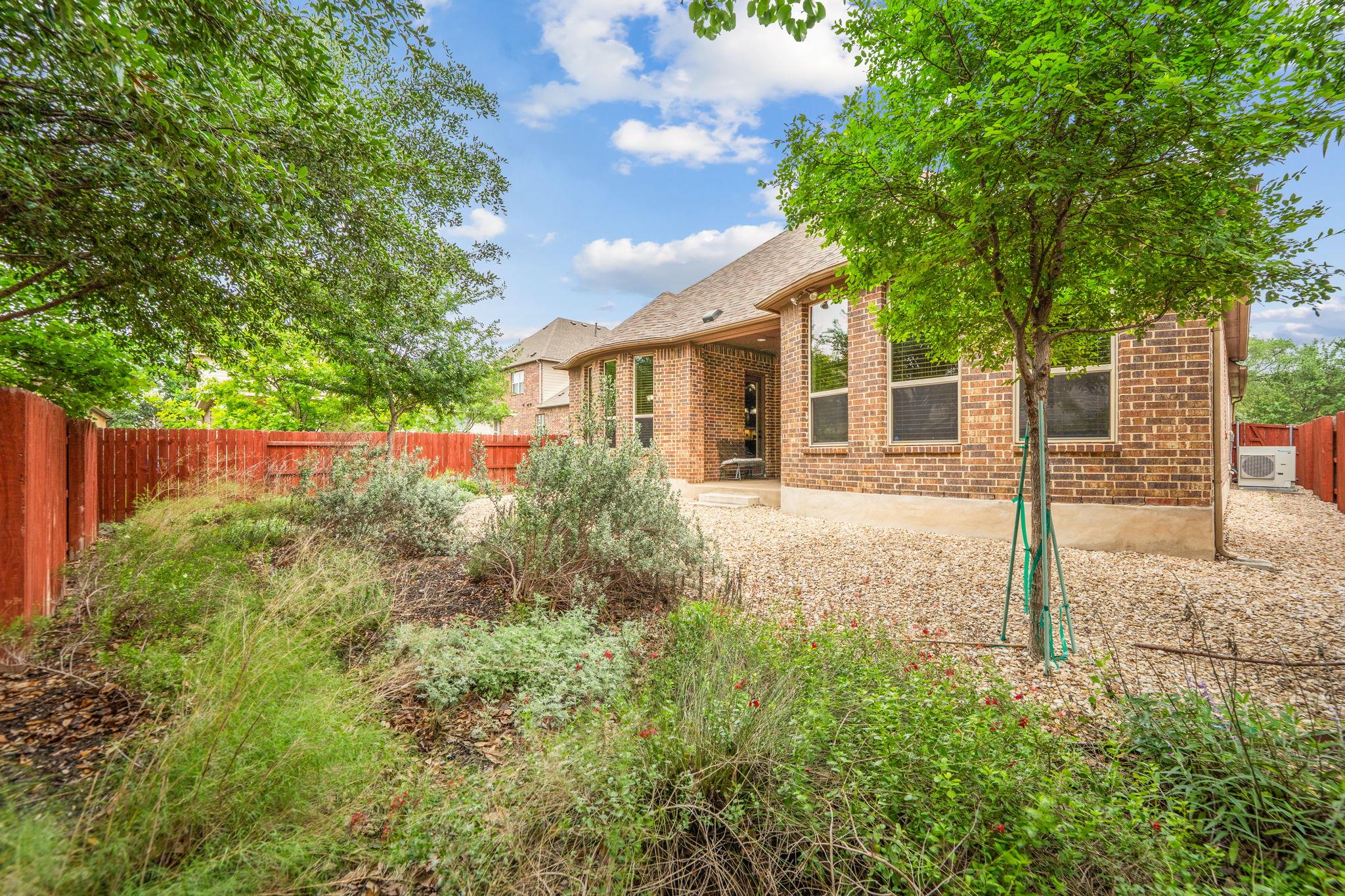 9312 Sydney Marilyn LN