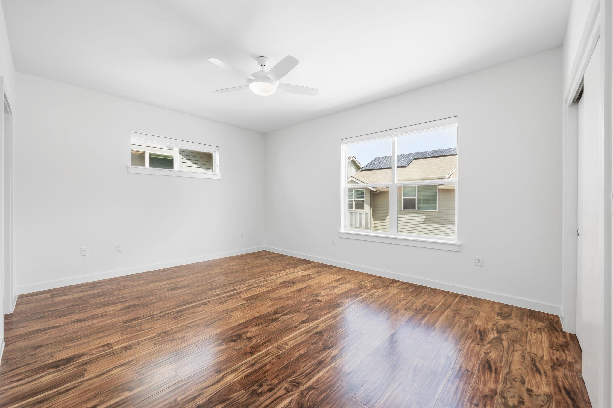 301 W Stassney LN # 20