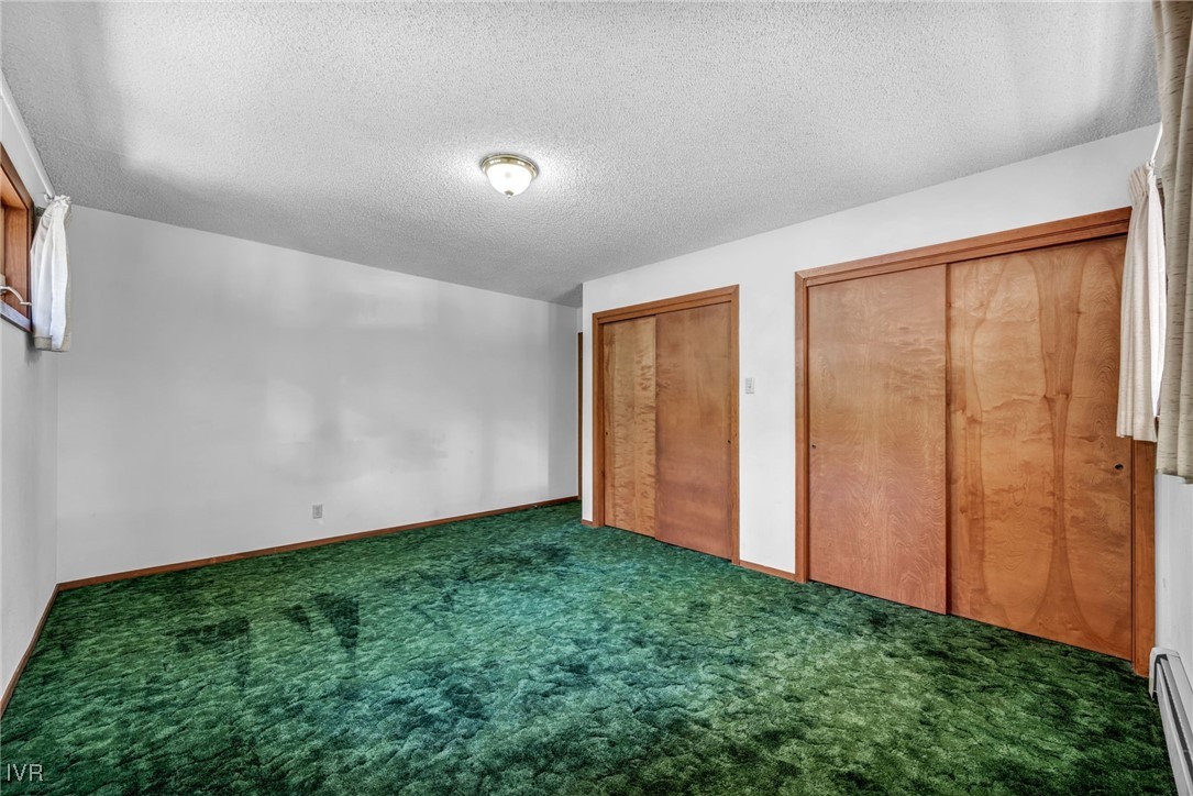 621 Woodridge Cir