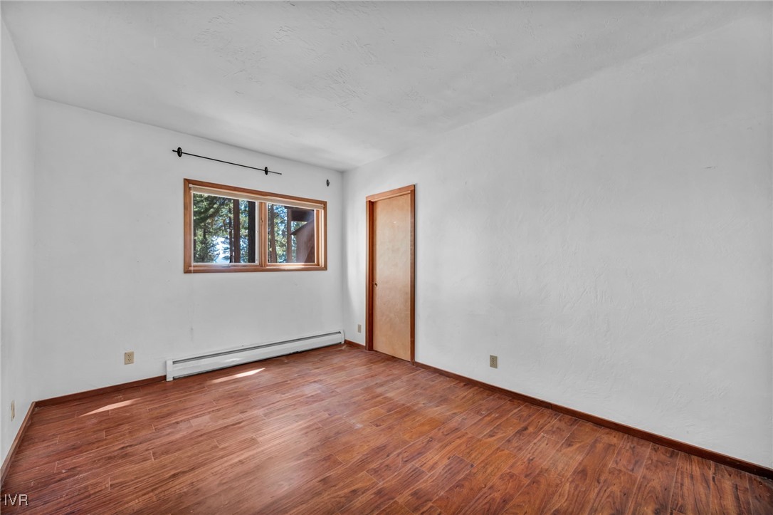621 Woodridge Cir