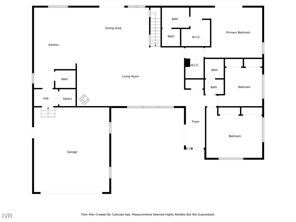 621 Woodridge Cir