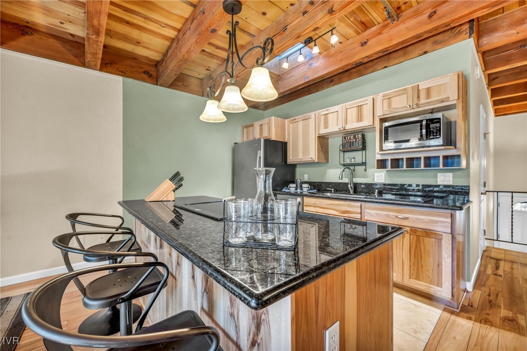 845 Southwood 22