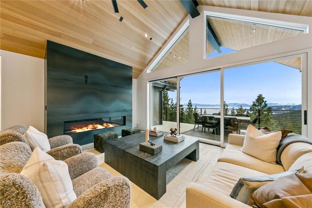 739 Burgundy Road