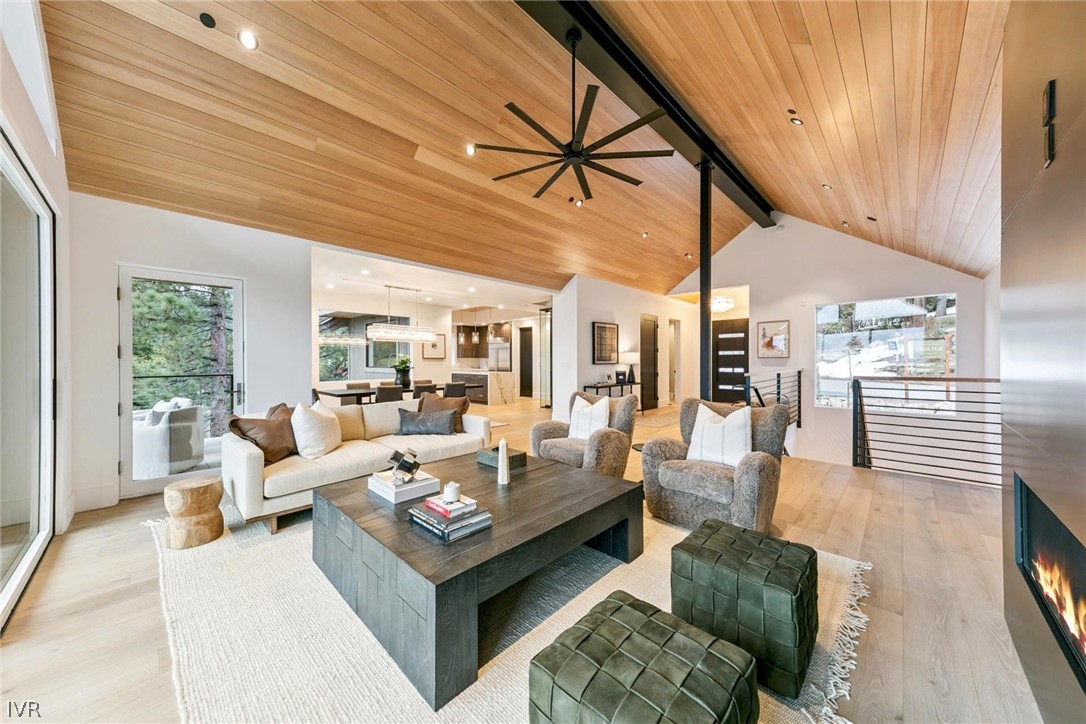 739 Burgundy Road