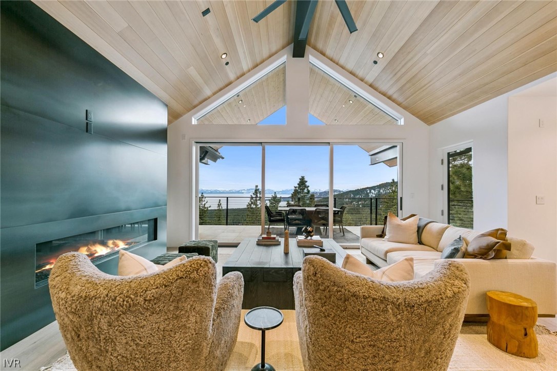 739 Burgundy Road