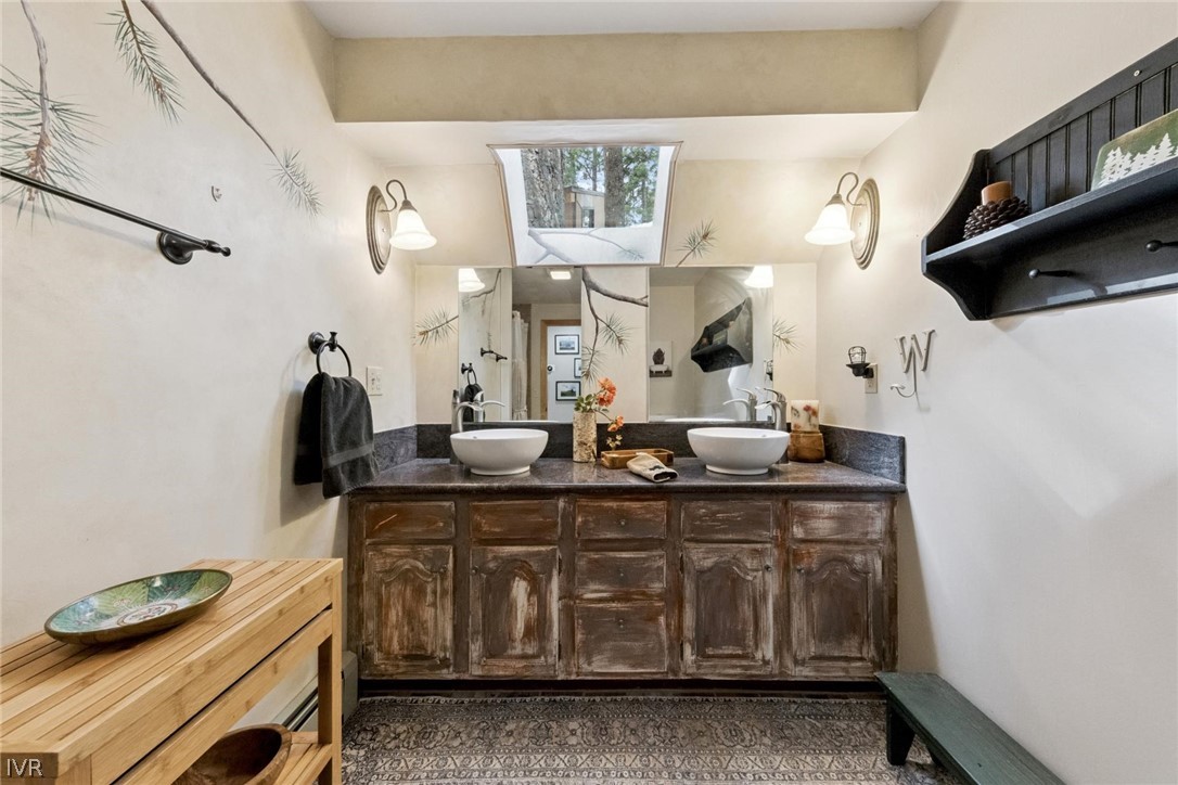 567 Bronco Ct