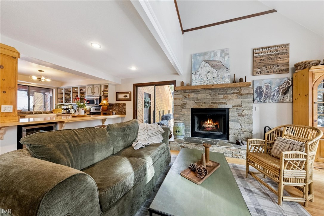 567 Bronco Ct