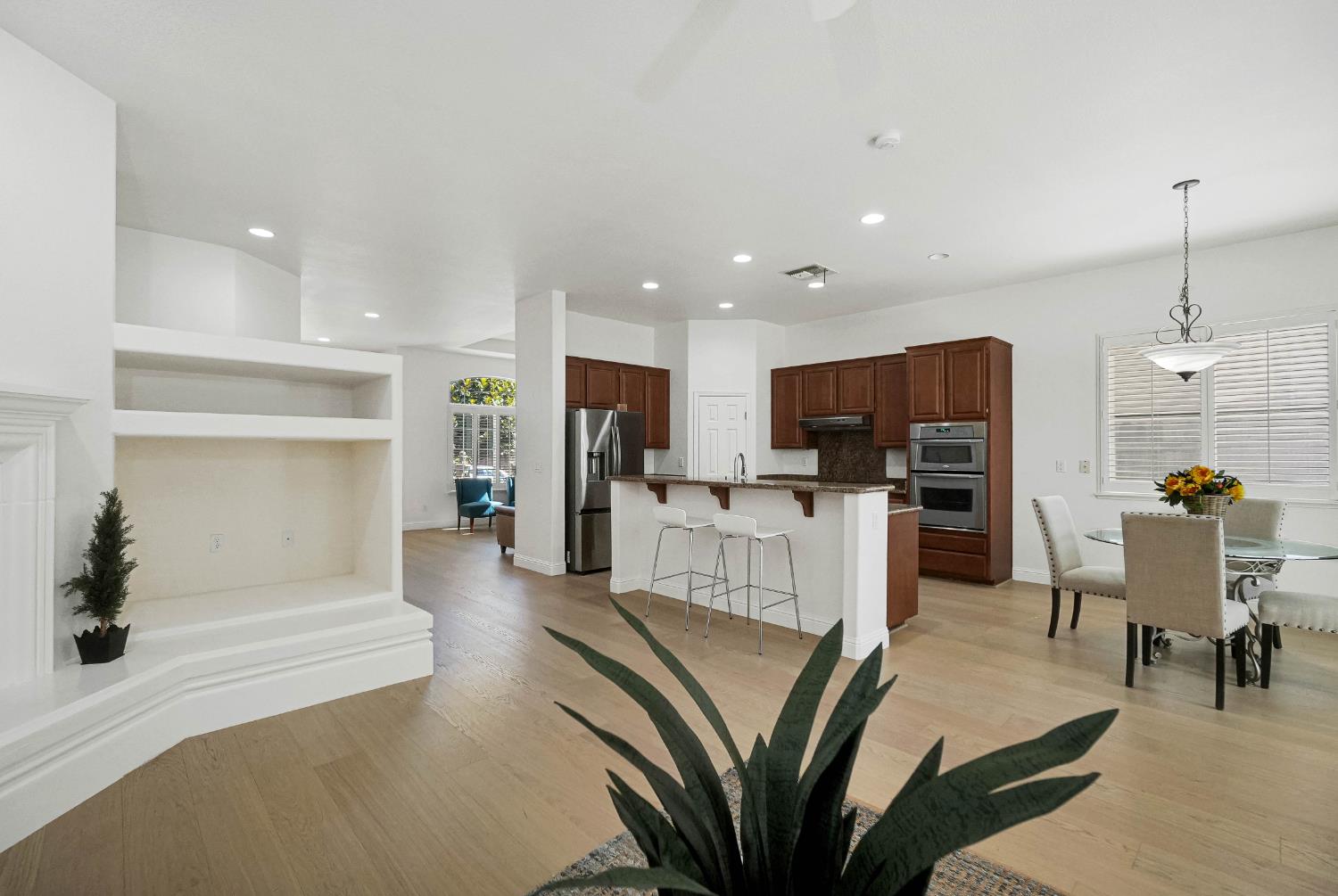 9408 Blue Diamond Way
