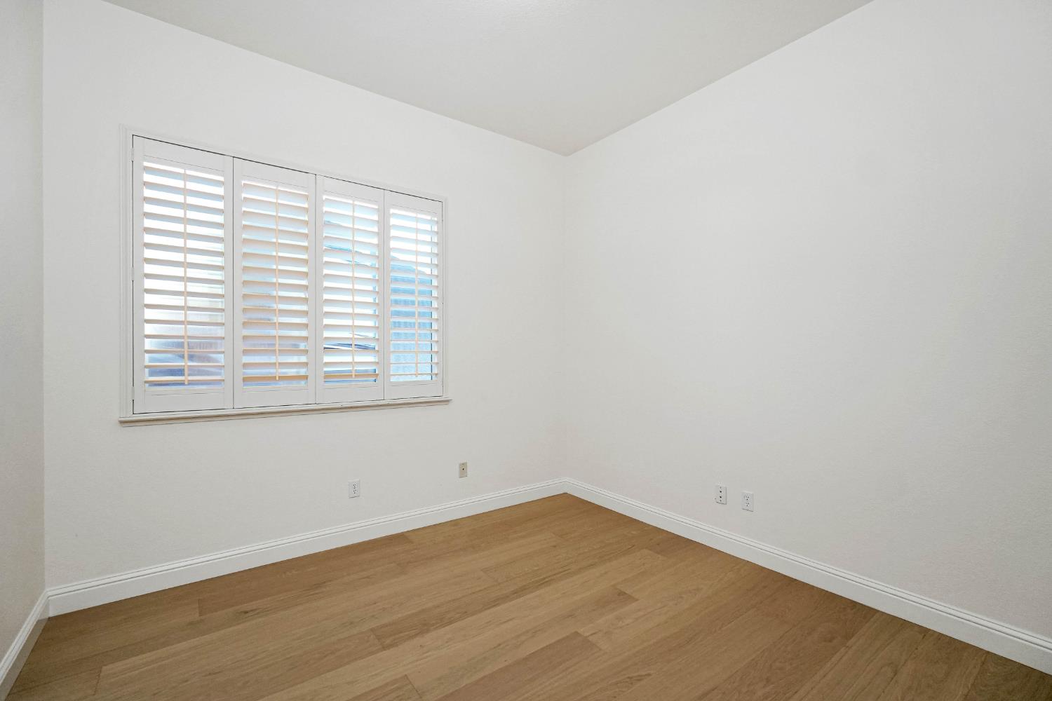 9408 Blue Diamond Way