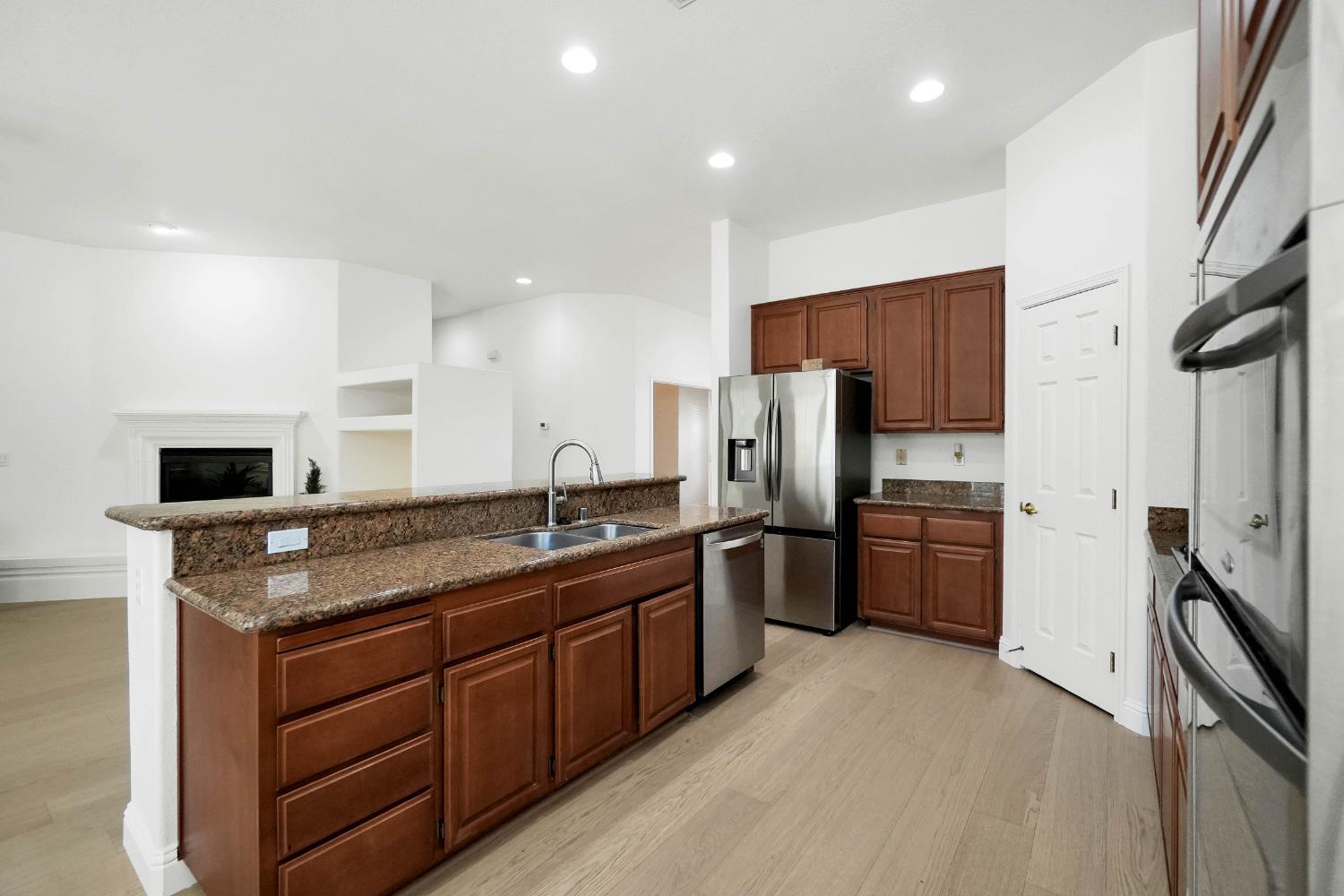 9408 Blue Diamond Way