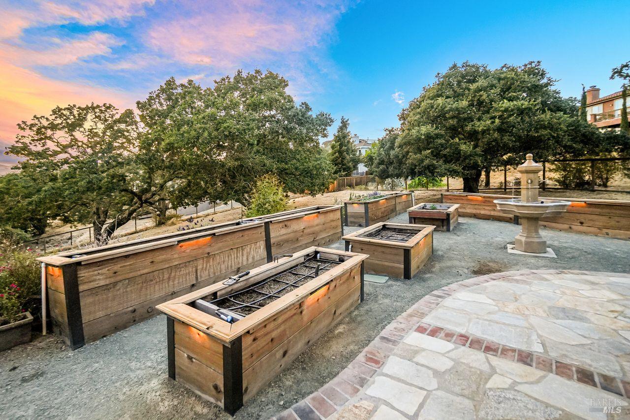 5313 Autumn Rock Ct