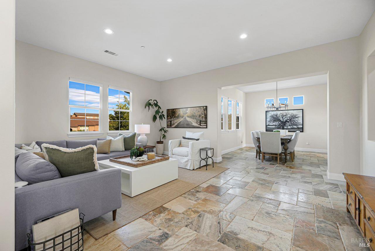 5313 Autumn Rock Ct