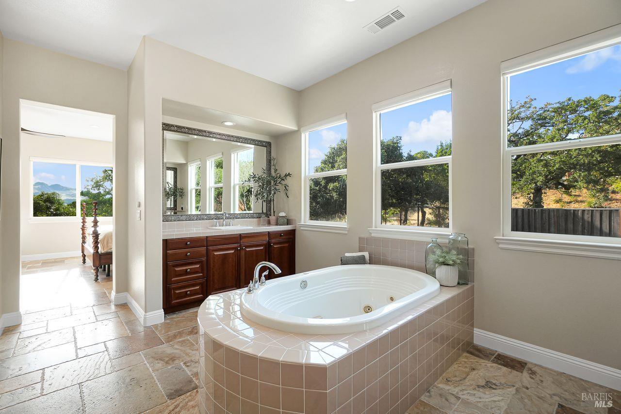 5313 Autumn Rock Ct