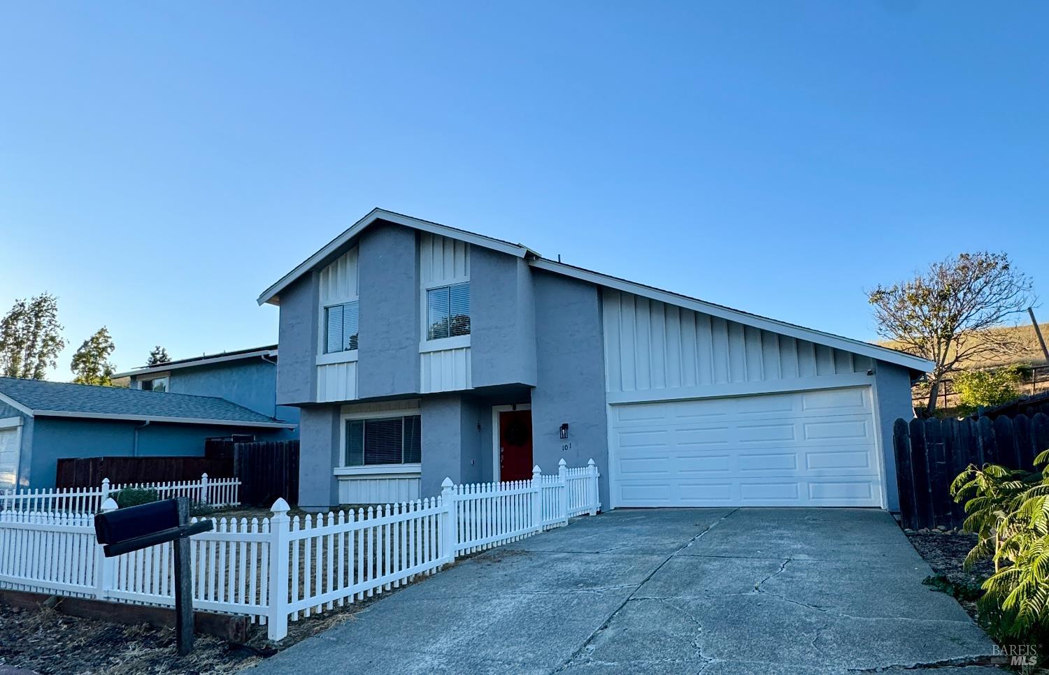 101 Panorama Dr