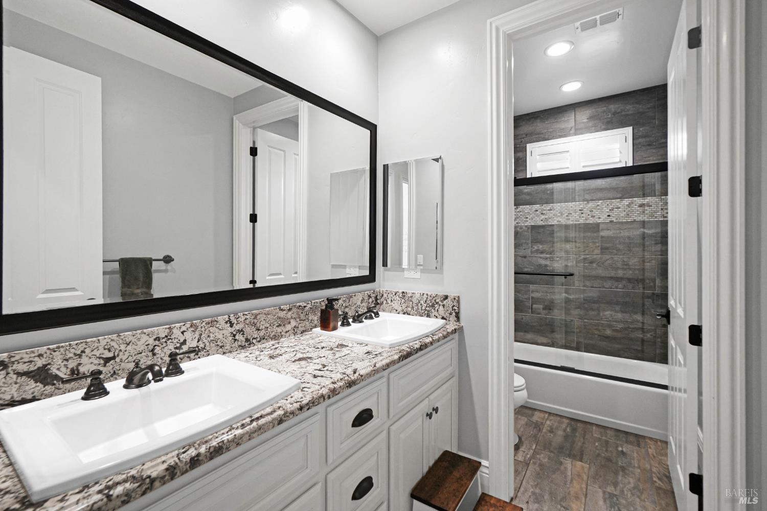 5335 Boulder Ridge Court