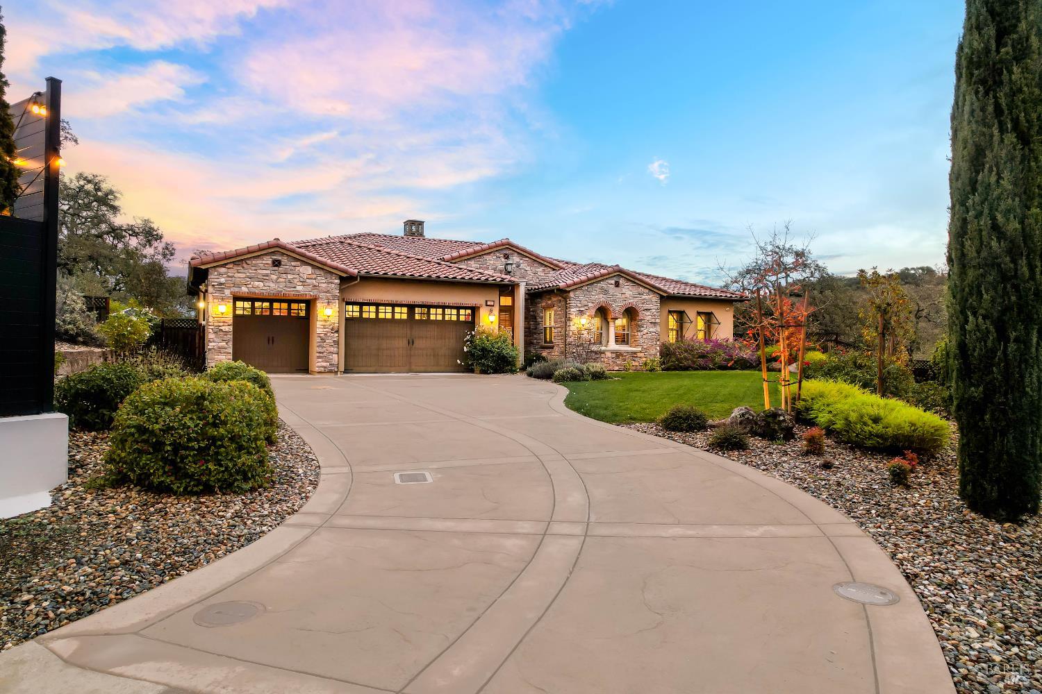 5335 Boulder Ridge Court