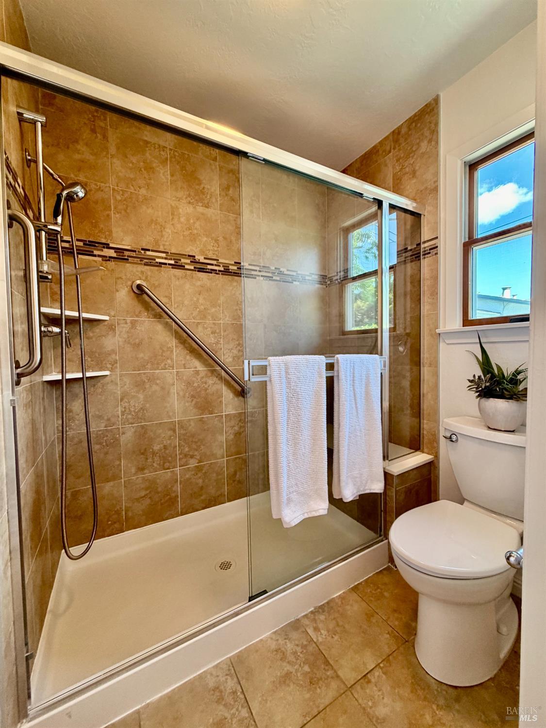 1608 Thornwood Drive