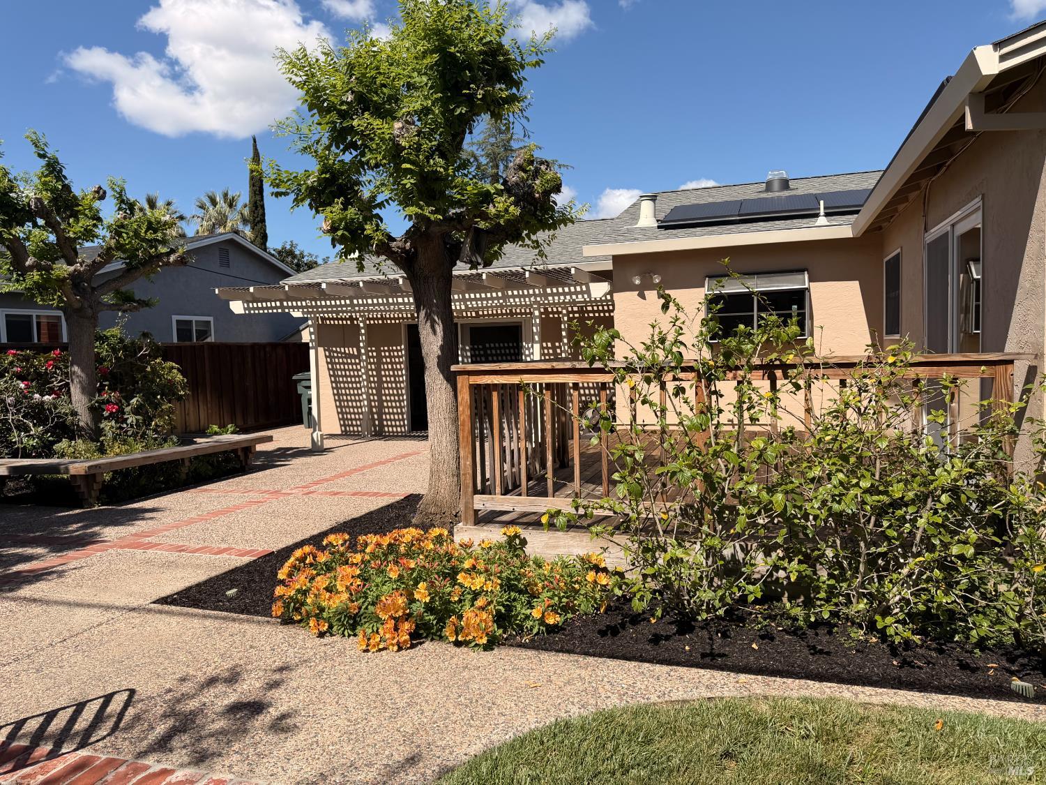 1608 Thornwood Drive