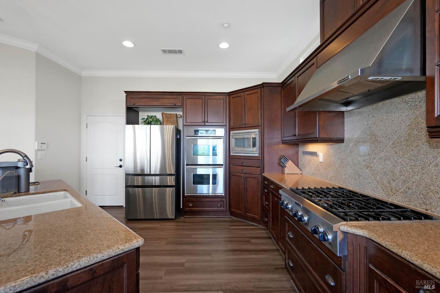 5332 Donald Ridge Court