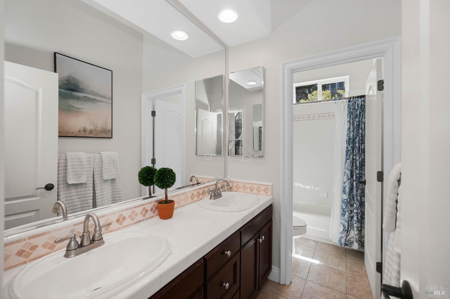 5332 Donald Ridge Court