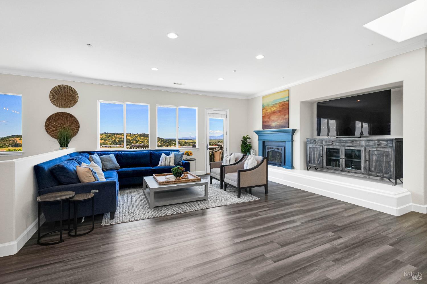 5332 Donald Ridge Court