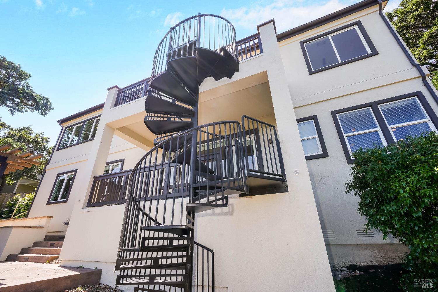 5332 Donald Ridge Court