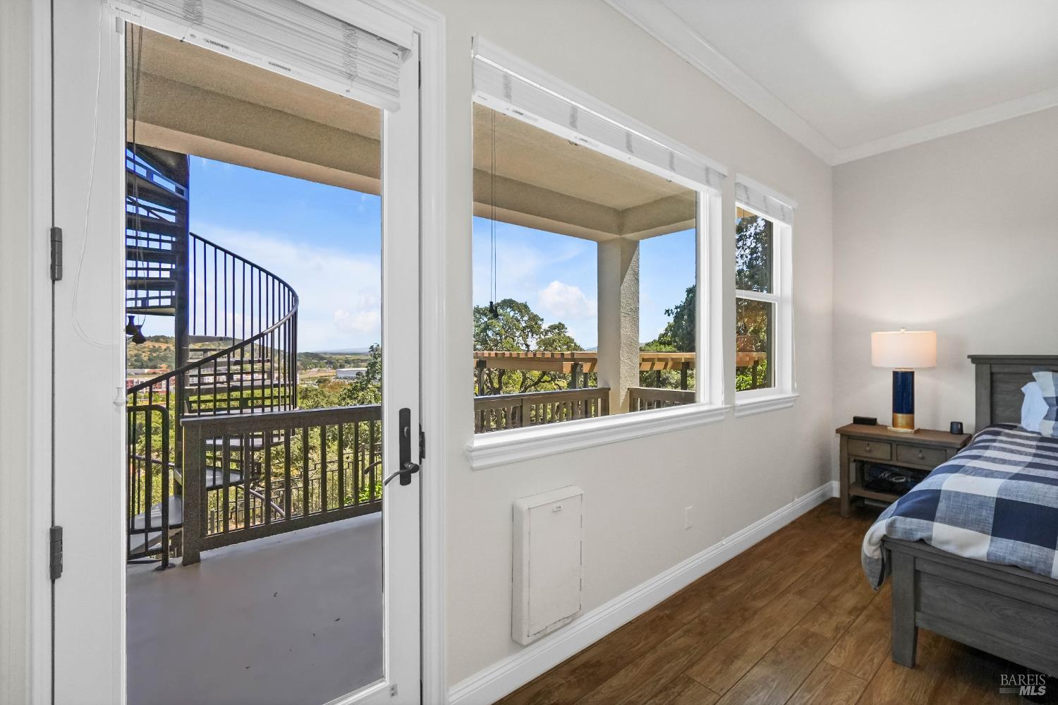 5332 Donald Ridge Court