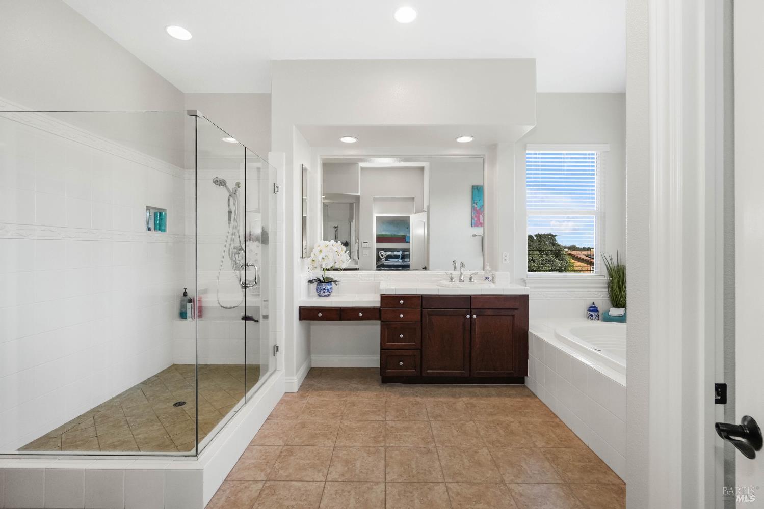 5332 Donald Ridge Court