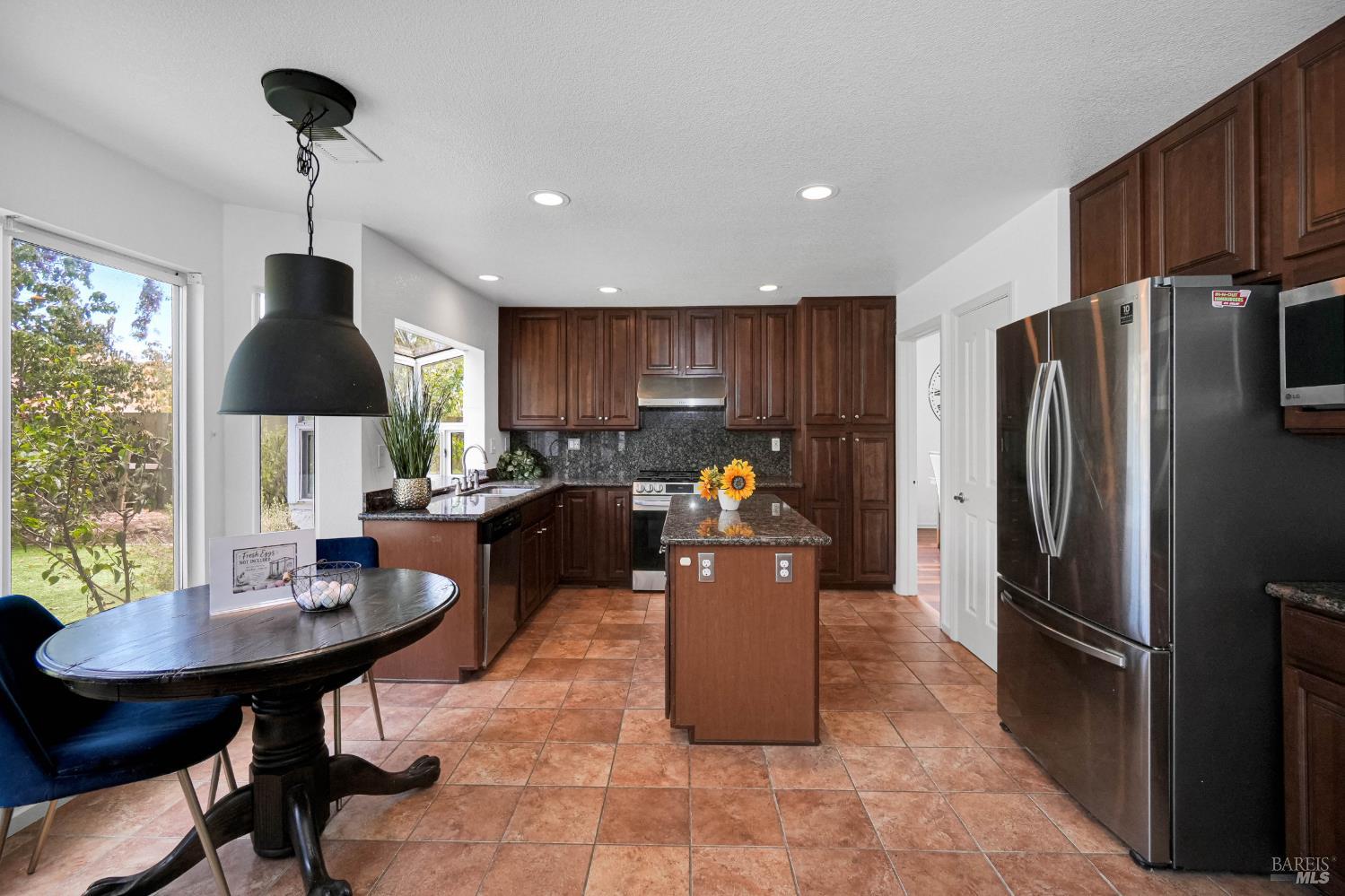 260 Windsor Way