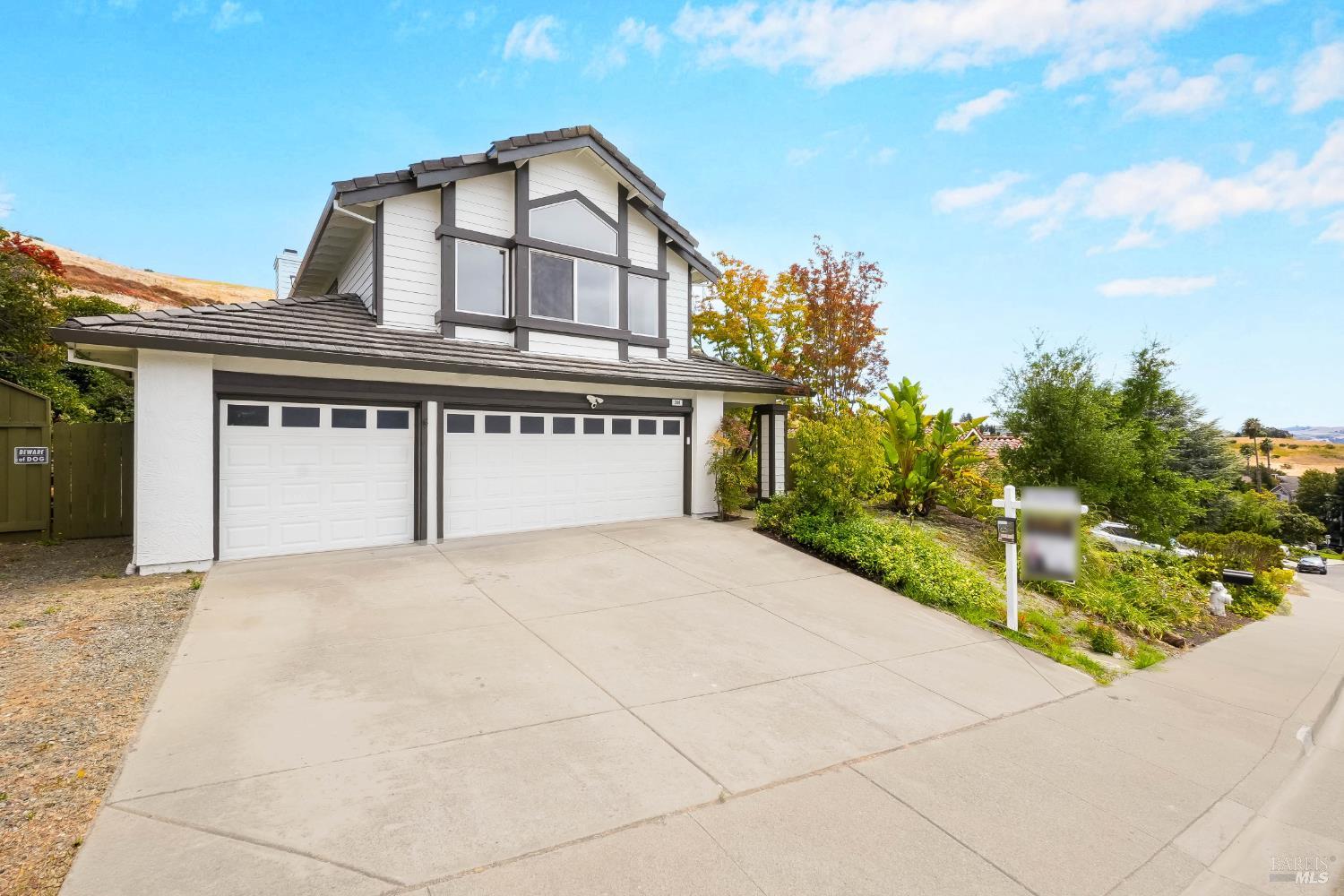 260 Windsor Way