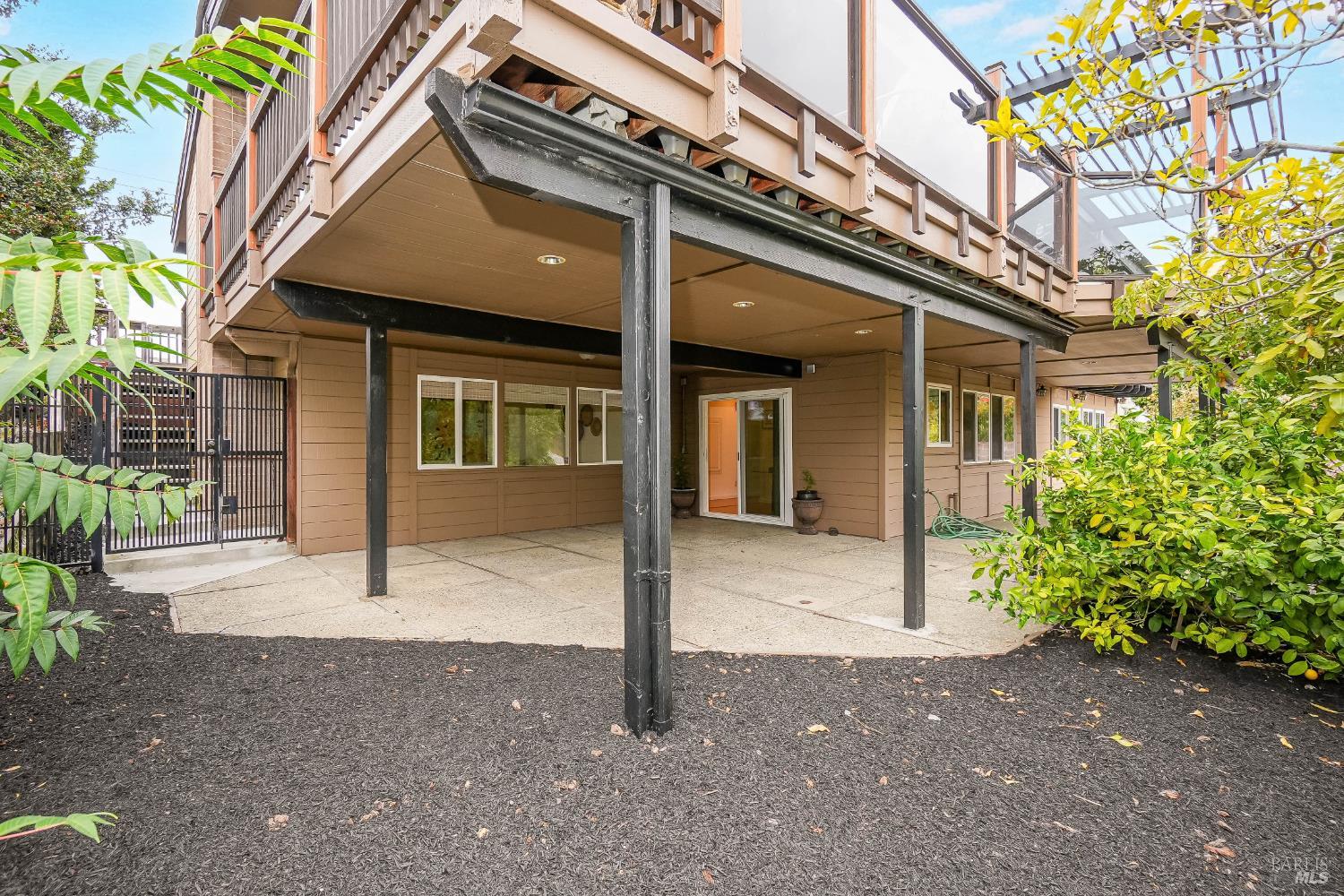1693 View Drive