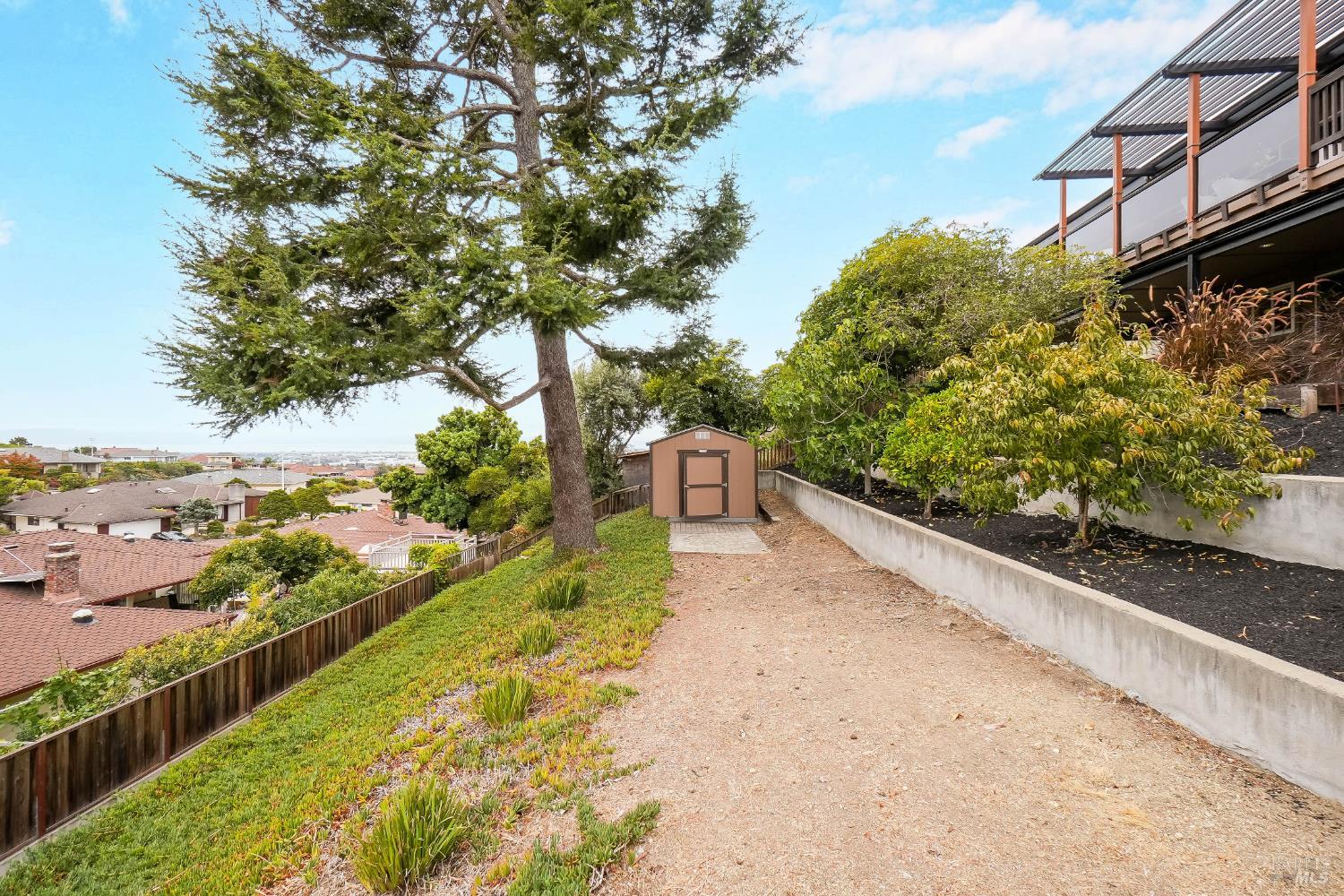 1693 View Drive